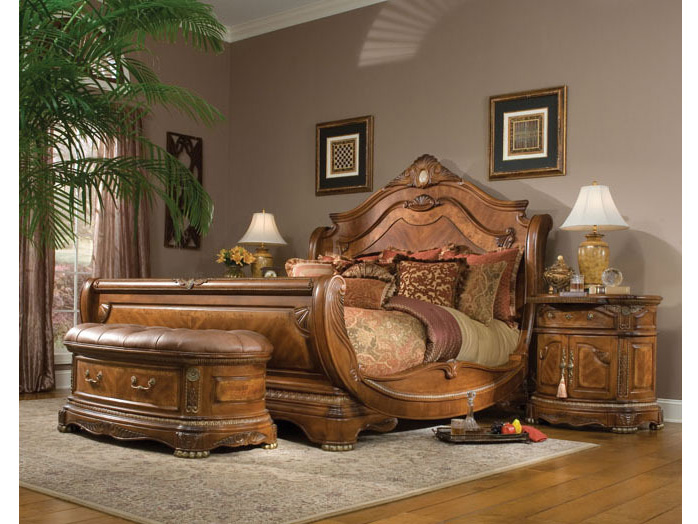 Hone Walnut Cal King Sleigh Bed, Wooden Sleigh Bed King